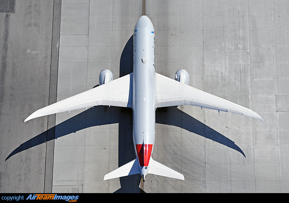 Boeing 787-9 Dreamliner Boeing 787-9 Dreamliner