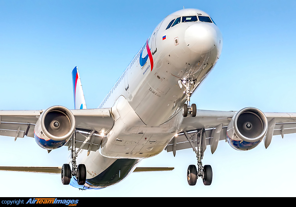 Airbus A321-211 Airbus A321-211