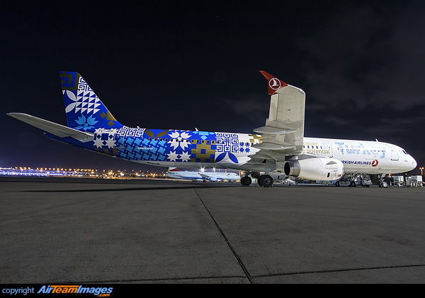 Airbus A321-211 Airbus A321-211