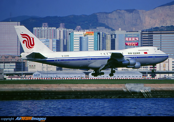 Boeing 747-2J6B Boeing 747-2J6B
