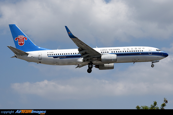 Boeing 737-81B Boeing 737-81B