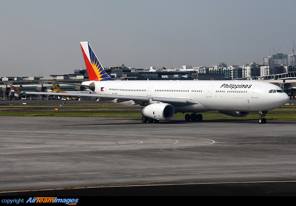 Airbus A330-343 Airbus A330-343
