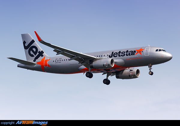 Airbus A320-232 Airbus A320-232
