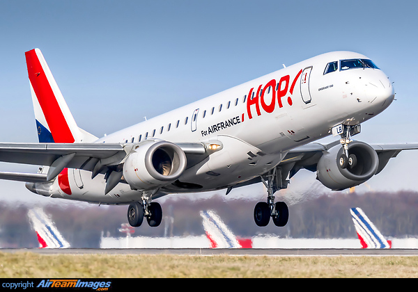 Embraer ERJ-190LR Embraer ERJ-190LR