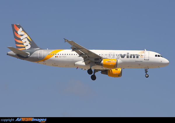 Airbus A320-214 Airbus A320-214
