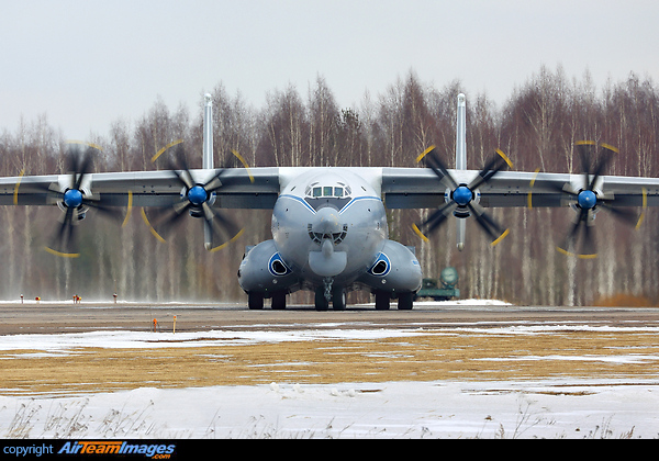 Antonov An-22 Antonov An-22