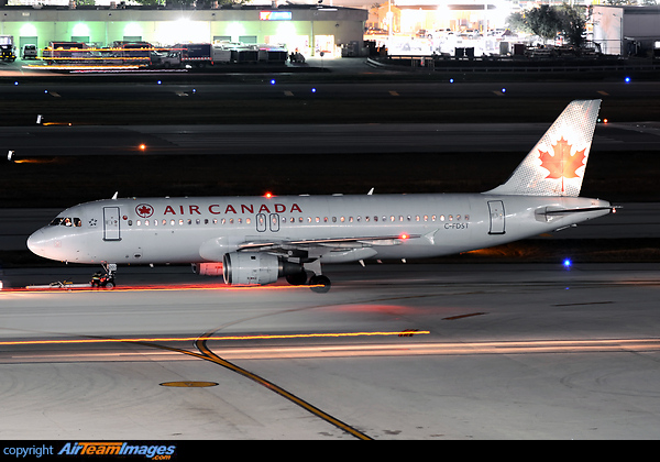 Airbus A320-211 Airbus A320-211