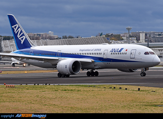 Boeing 787-8 Dreamliner Boeing 787-8 Dreamliner
