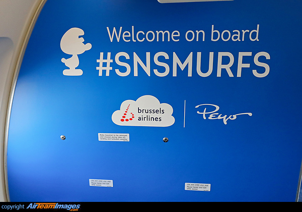 Brussels Airlines celebrate the Belgian Schtroumpfs with this 5th Belgian icon deco.
#AEROSMURF is based on the winning design of Marta Marcella i.
171 project days - 2100 hours of painting - 28 colours used - 420 liters of paint - 335 Touch up brusches - 14 Painters - 24000 meters of masking tapes. Airbus A320-214