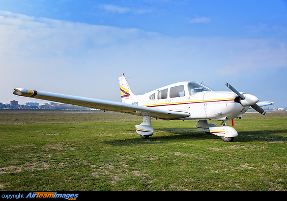 Piper PA-28-181 Archer II Piper PA-28-181 Archer II