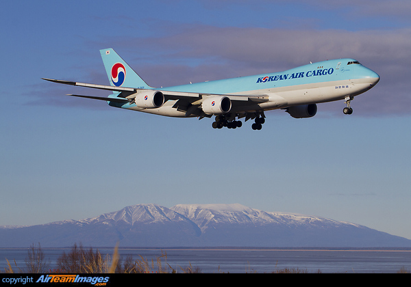 Boeing 747-8HTF/SCD Boeing 747-8HTF/SCD