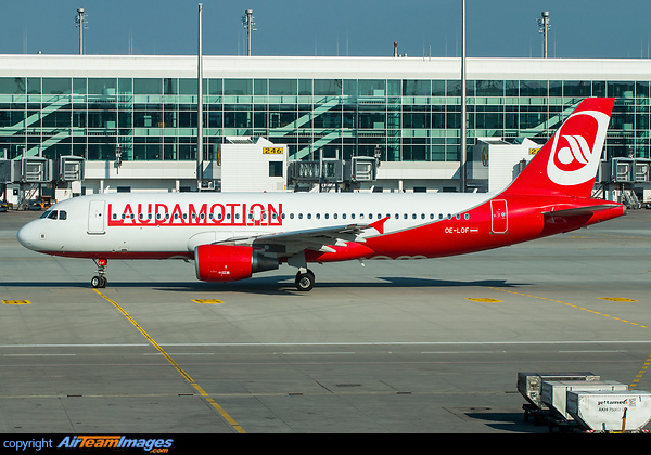Airbus A320-214 Airbus A320-214