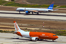 Boeing 737-4Q8(SF)
