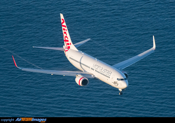 Boeing 737-8FE Boeing 737-8FE