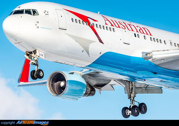 Boeing 767-3Z9/ER Boeing 767-3Z9/ER