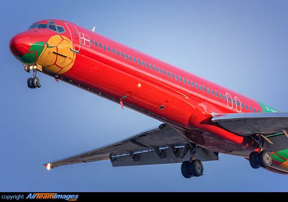 McDonnell Douglas MD-83 McDonnell Douglas MD-83
