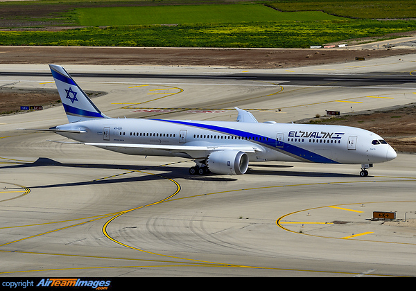 Boeing 787-9 Dreamliner Boeing 787-9 Dreamliner