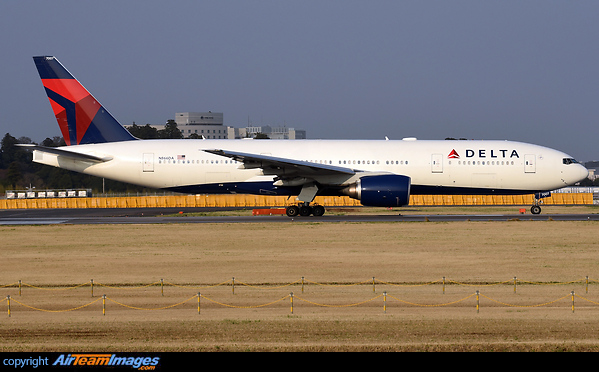 Boeing 777-232/ER Boeing 777-232/ER