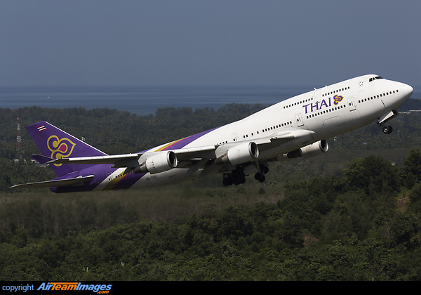 Boeing 747-4D7 Boeing 747-4D7