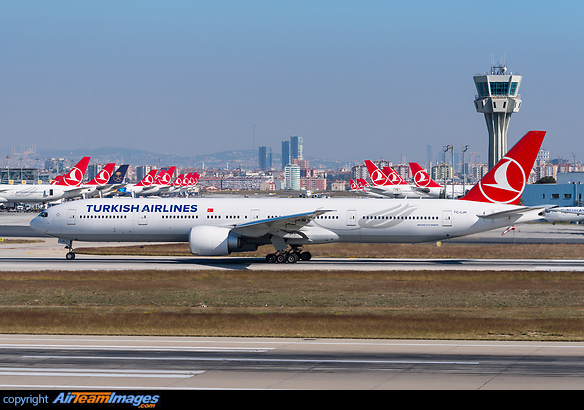 Boeing 777-3F2/ER Boeing 777-3F2/ER