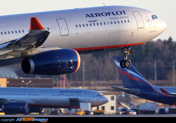 Airbus A330-343 Airbus A330-343