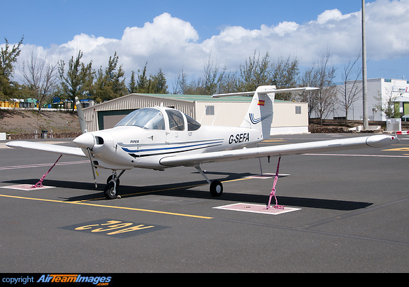 Piper PA-38-112 Tomahawk Piper PA-38-112 Tomahawk