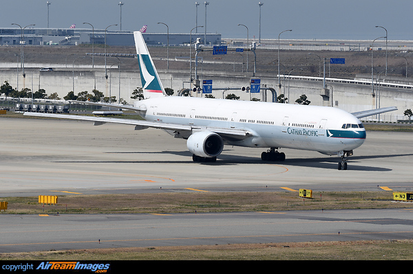 Boeing 777-367 Boeing 777-367