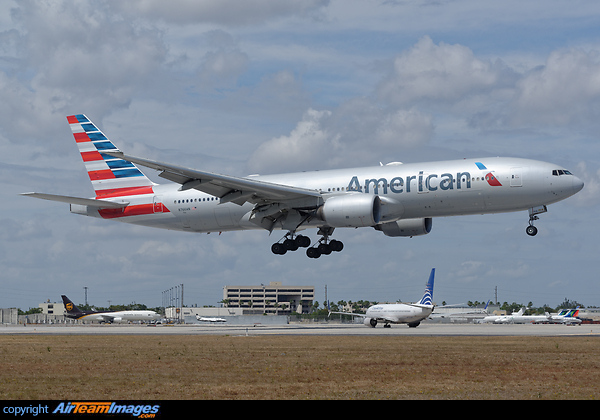 Boeing 777-223/ER Boeing 777-223/ER