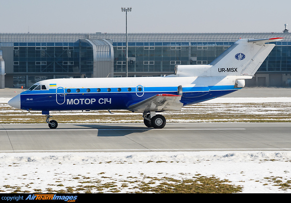 Yakovlev Yak-40 Yakovlev Yak-40