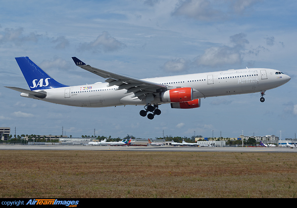 Airbus A330-343X Airbus A330-343X