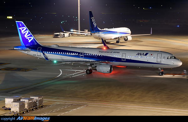 Airbus A321-211 Airbus A321-211