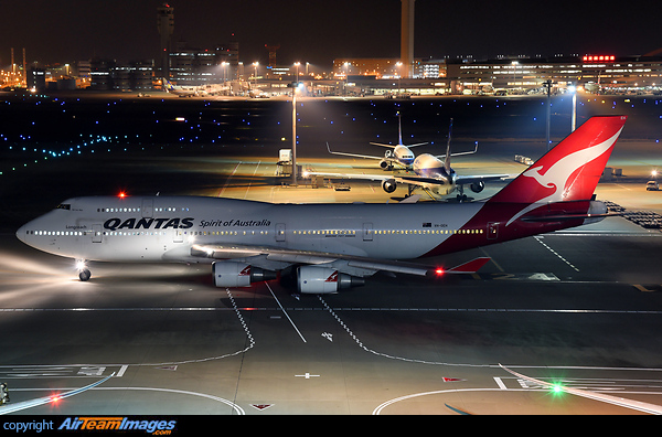 Boeing 747-438 Boeing 747-438