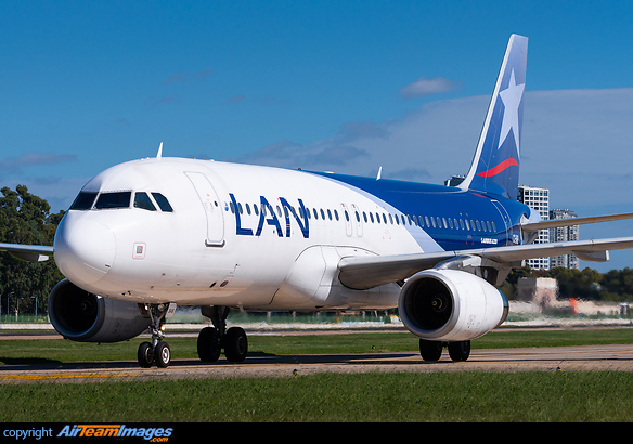 Airbus A320-233 Airbus A320-233