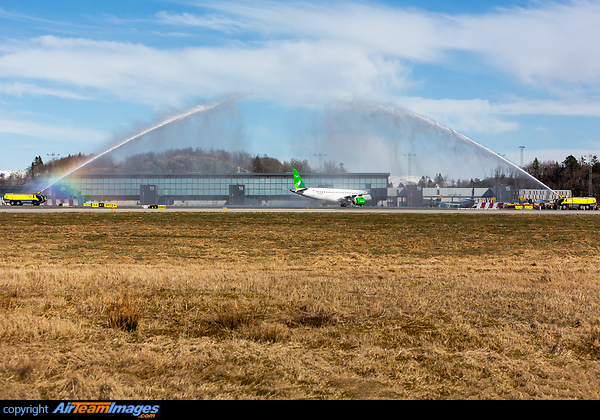 First Embraer 190 E2 to be delivered to its launch costumer Widere. Embraer ERJ-190-E2