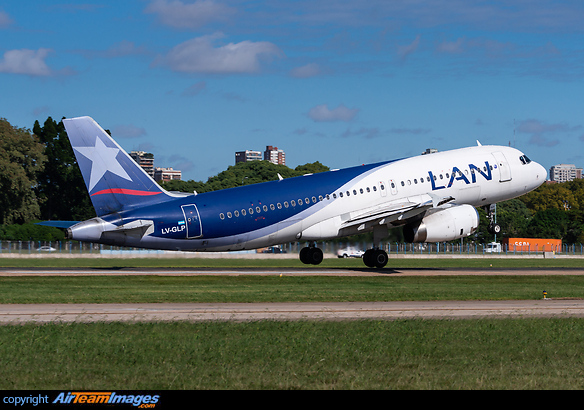 Airbus A320-232 Airbus A320-232