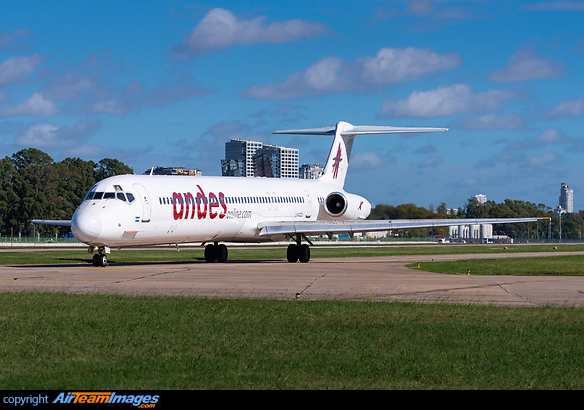 McDonnell Douglas MD-83 McDonnell Douglas MD-83