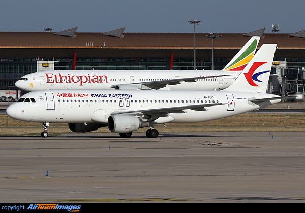 Airbus A320-214 Airbus A320-214