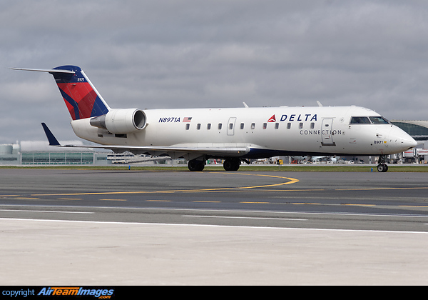 Bombardier CRJ-200ER Bombardier CRJ-200ER