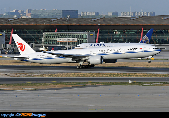 Boeing 777-39L/ER Boeing 777-39L/ER