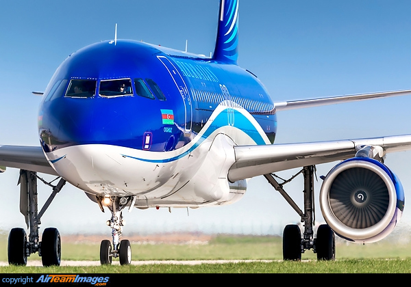 Airbus A320-214 Airbus A320-214