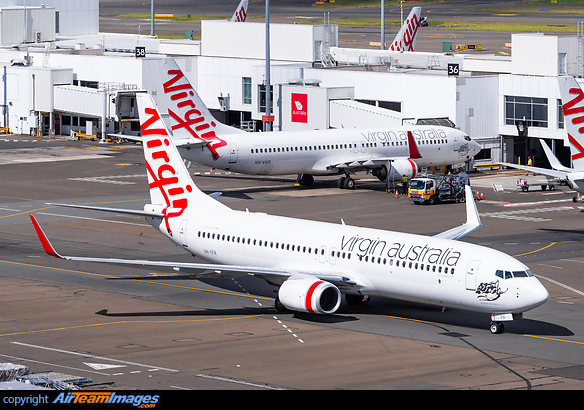Boeing 737-8FE Boeing 737-8FE