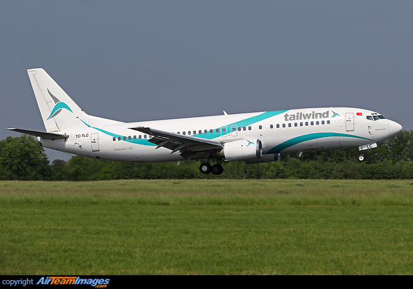 Boeing 737-4Q8