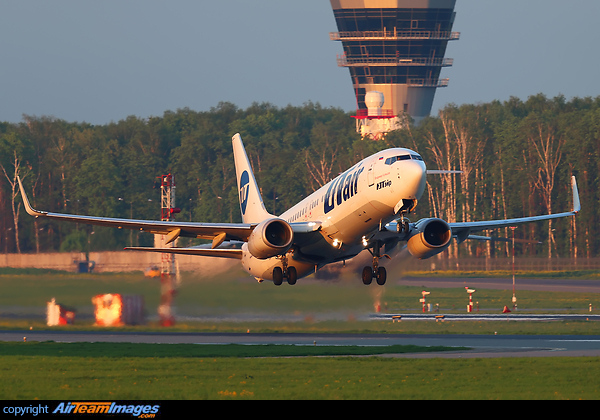 Boeing 737-8AS Boeing 737-8AS