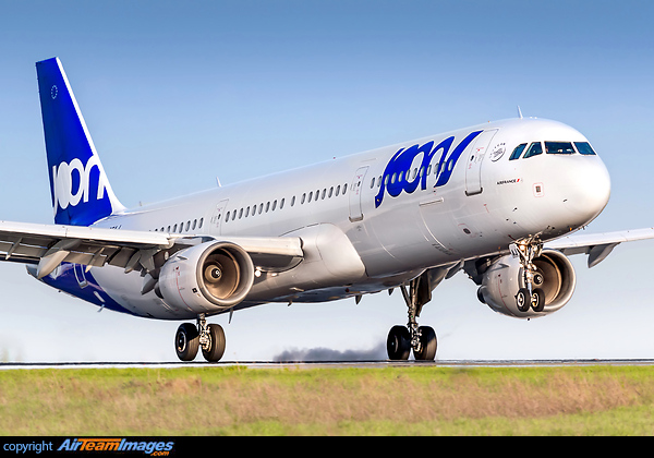 Airbus A321-211 Airbus A321-211