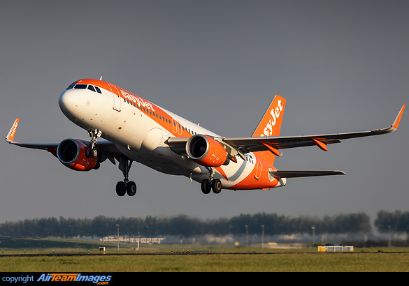 Airbus A320-214 Airbus A320-214