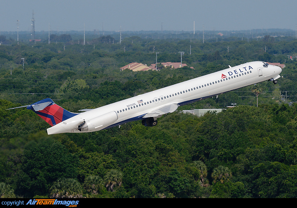 McDonnell Douglas MD-88 McDonnell Douglas MD-88