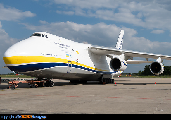 Antonov An-124-100 Ruslan Antonov An-124-100 Ruslan