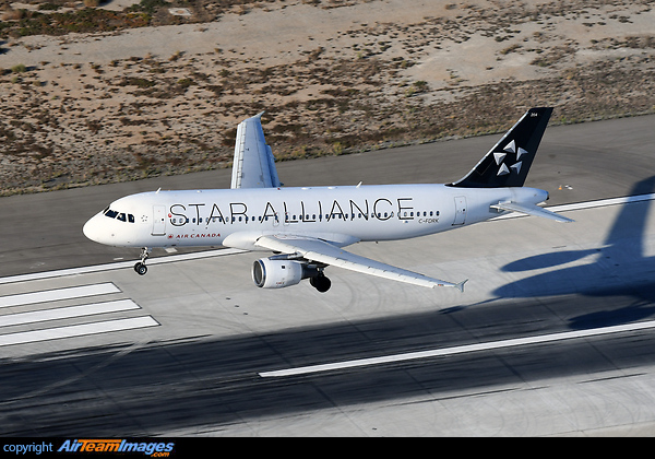 Airbus A320-211 Airbus A320-211