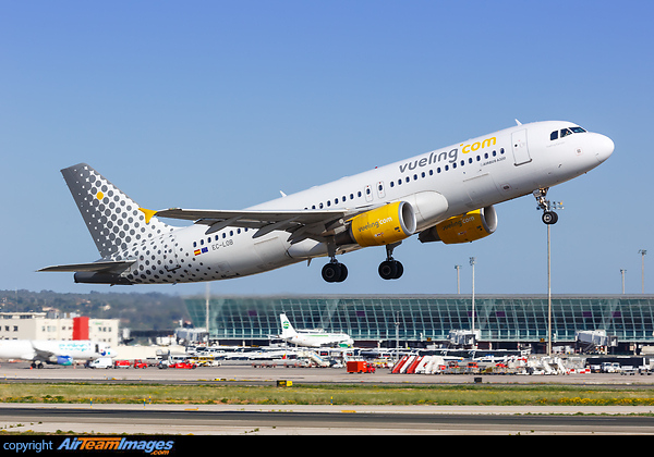 Airbus A320-214 Airbus A320-214