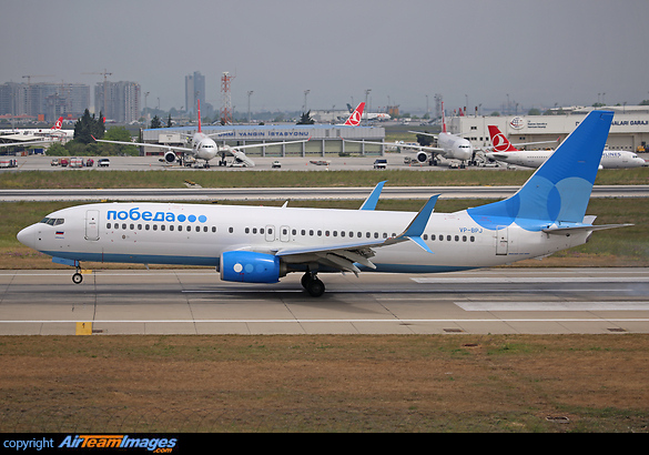 Boeing 737-8AL Boeing 737-8AL